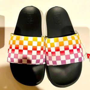 Women’s Van’s Slides Size 9